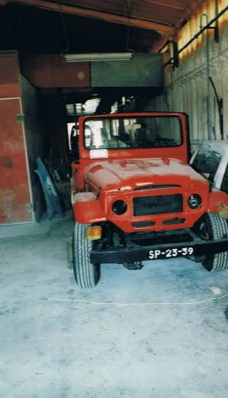 Foto 7 di 10: TOYOTA Land Cruiser BJ40  