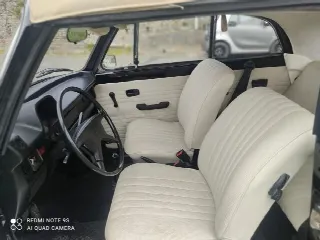 Foto 8 di 15: Volkswagen Maggiolino Cabrio    