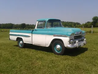 Foto 2 di 5: CHEVROLET 3600 costume 