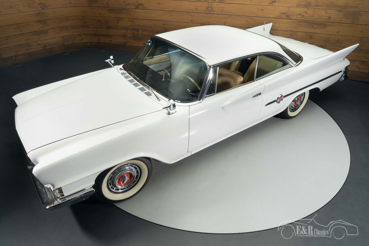 CHRYSLER 300