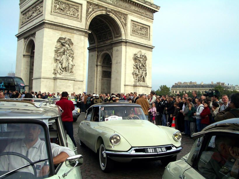 LA CITROËN DS19 COMPIE 65 ANNI