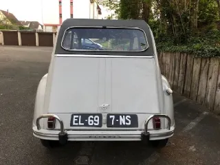 Foto 7 di 10: CITROEN 2 CV azam  