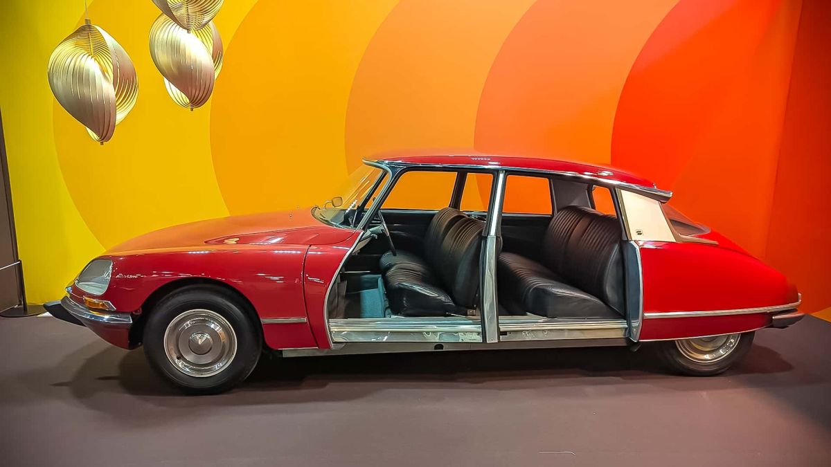 Citroen DS, 1955. The most beautiful seventy-year-old in the world