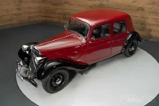 Foto 1 di 10: CITROEN Traction Avant
