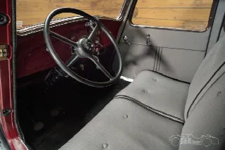 Foto 2 di 10: CITROEN Traction Avant