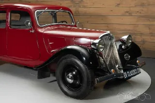 Foto 5 di 10: CITROEN Traction Avant