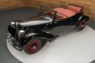 Foto 1 di 10: CITROEN Traction Avant