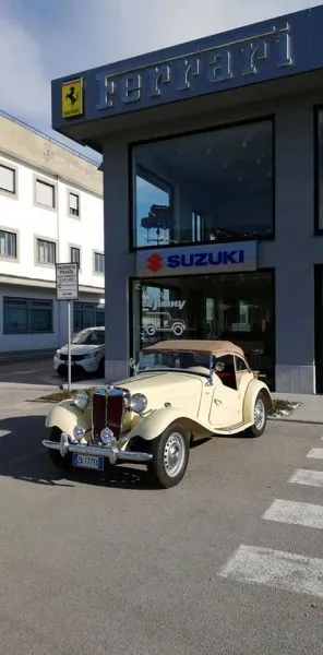 Foto 1 di 17: MG TD   