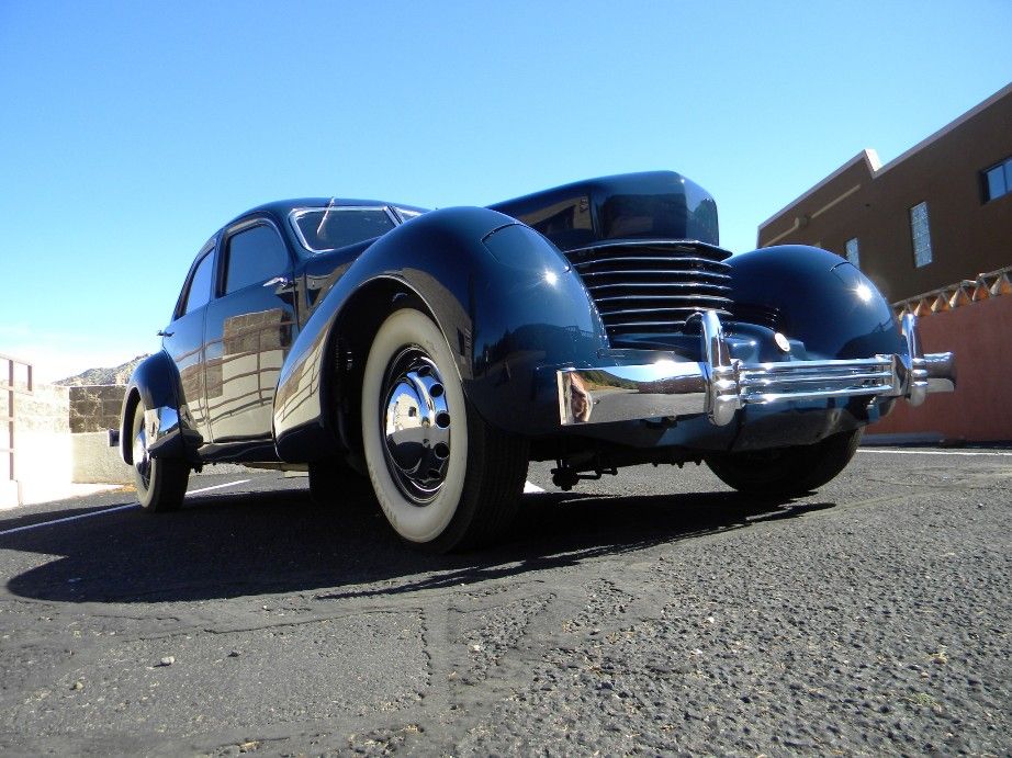 CORD 812  