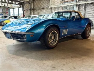 Foto 2 di 17: CHEVROLET Corvette cabriolet ''69