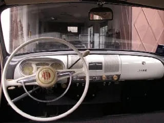 Foto 5 di 8: FIAT berlina