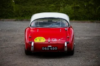 Foto 6 di 6: AUSTIN HEALEY 100/6 Convertible 