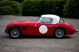 Foto 4 di 6: AUSTIN HEALEY 100/6 Convertible 