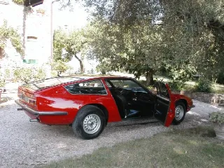 Foto 4 di 8: MASERATI Indy(1969-1974) 4200 