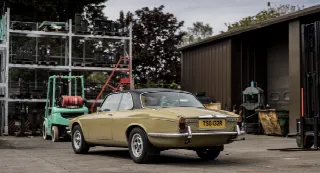 Foto 2 di 8: DAIMLER Sovereign   