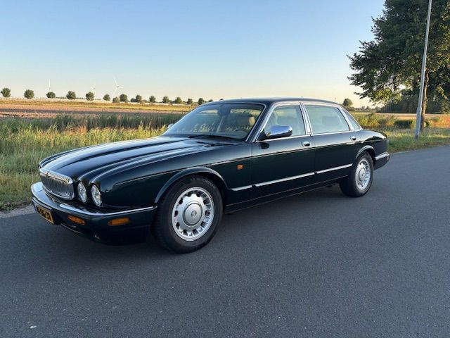 DAIMLER
