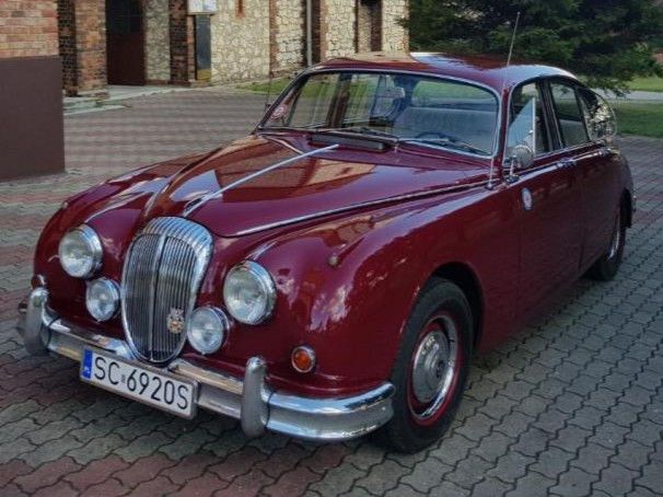 DAIMLER V8