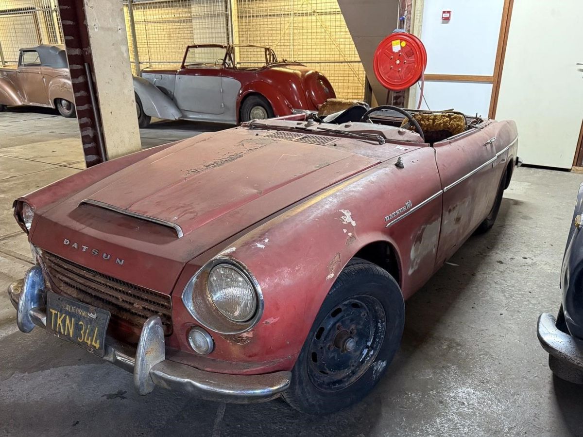 DATSUN 1600 Fairlady 03140