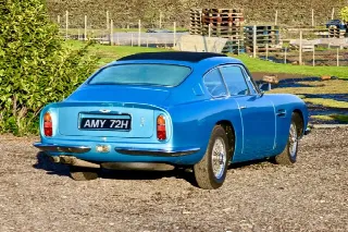 Foto 4 di 6: ASTON MARTIN DB6(1965-1971) Coupe  
