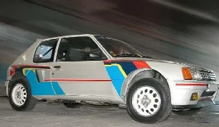 Foto 1 di 2: PEUGEOT 205 Turbo 