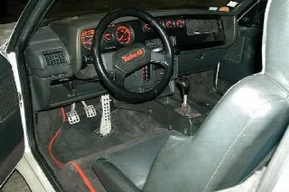 Foto 2 di 2: PEUGEOT 205 Turbo 