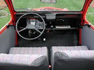 Foto 3 di 8: CITROEN 2CV  