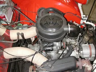 Foto 6 di 8: CITROEN 2CV  