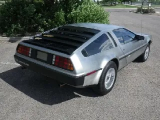 Foto 5 di 7: ANDERE De Lorean 