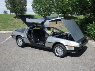 Foto 6 di 7: ANDERE De Lorean 