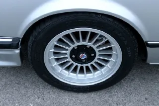 Foto 3 di 11: ALPINA B7 Turbo 