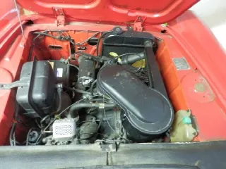Foto 3 di 7: PEUGEOT 404  