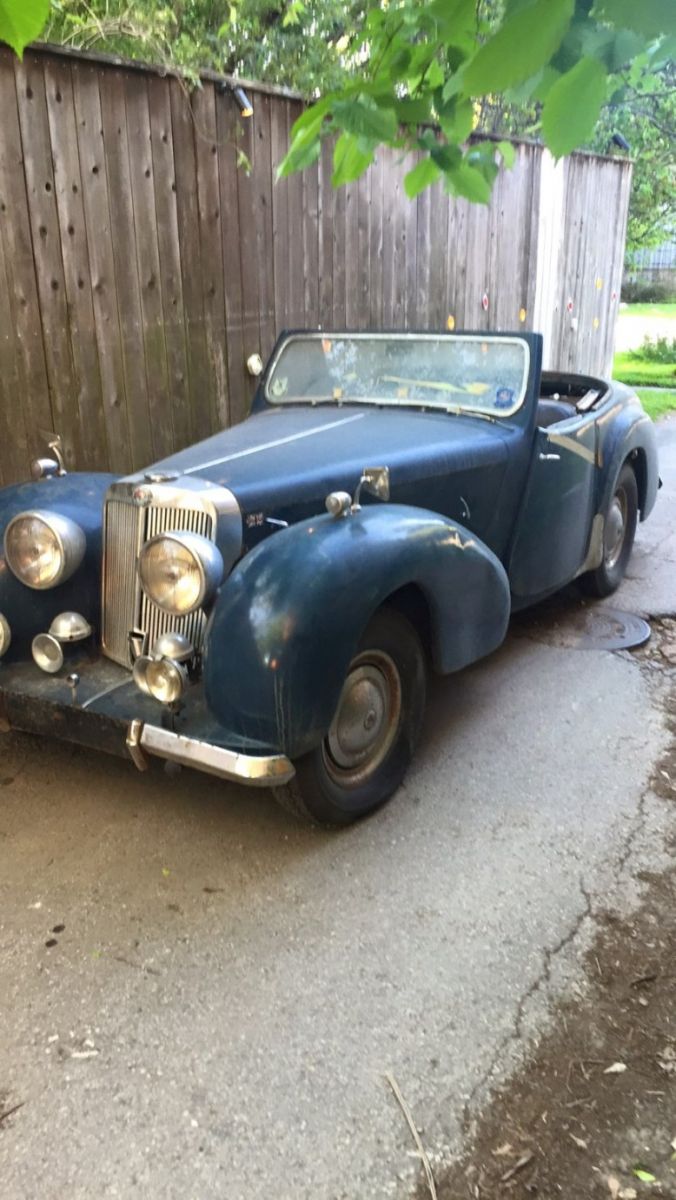 TRIUMPH 1800  