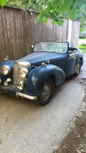 TRIUMPH 1800