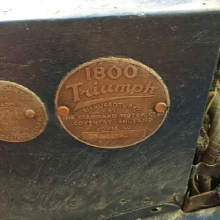 Foto 3 di 6: TRIUMPH 1800  