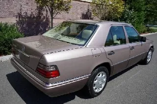 Foto 2 di 8: MERCEDES-BENZ 420 