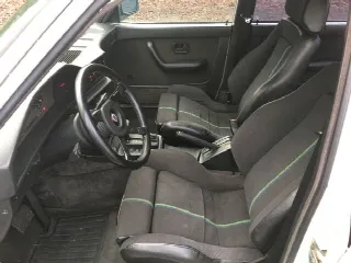 Foto 4 di 4: ALPINA E28 