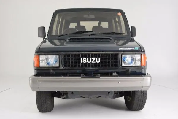 ISUZU Bighorn 