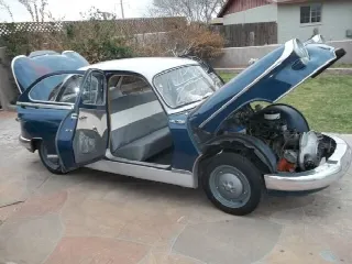 Foto 4 di 6: PANHARD PL17 