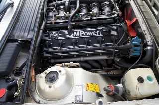 Foto 8 di 8: BMW 635 Csi M 