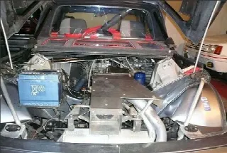 Foto 10 di 10: PEUGEOT 205 T16 