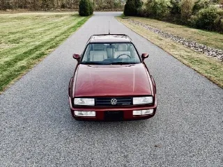 Foto 8 di 8: VOLKSWAGEN Corrado 