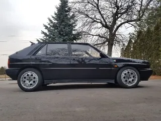Foto 5 di 6: LANCIA Delta  