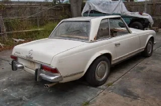 Foto 3 di 10: MERCEDES-BENZ 230SL 