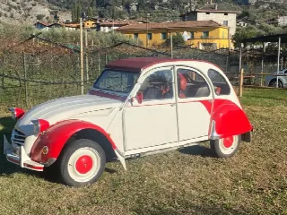 Foto 10 di 16: CITROEN 2 CV 2 CV 4 dolly 