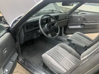 Foto 3 di 6: OLDSMOBILE 442  