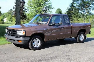 Foto 1 di 6: MAZDA B3000 