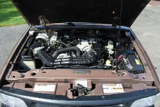 Foto 2 di 6: MAZDA B3000 