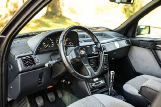 Foto 3 di 6: ALFA ROMEO 155  