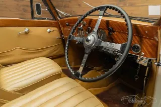 Foto 2 di 10: DELAHAYE 148L