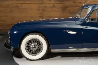 Foto 9 di 10: DELAHAYE 235